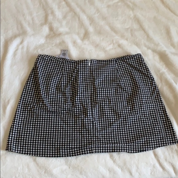 Urban Outfitters Checkered Skirt - Picture 3 of 4